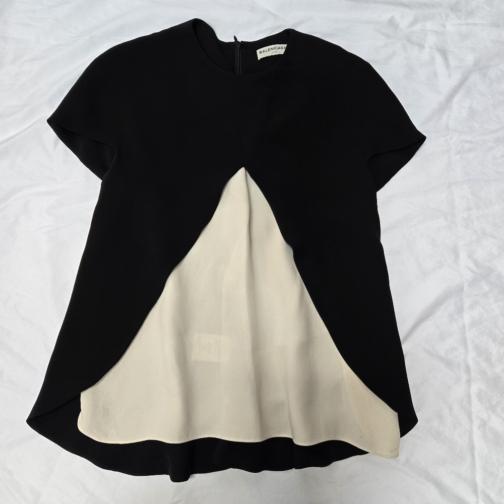 Balenciaga Silk Black And White Paneled Short Sleeve Flutter Top Blouse